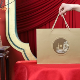 Hộp Quà Tặng VIP: Thái Sâm Thượng Phẩm – Đẳng Cấp Của Sự Giới Hạn