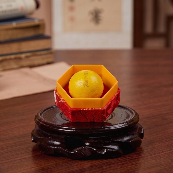 An Cung Ngưu Hoàng Hoàn Hộp Gấm Đỏ chính hãng thương hiệu Dược Phẩm Cát Lâm giúp hỗ trợ phòng ngừa tai biến đột quỵ, ổn định huyết áp và tăng cường sức khỏe tim mạch (Hộp 6 viên)..