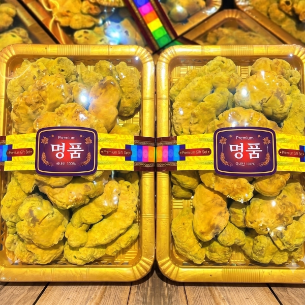 Nấm Thượng Hoàng đóng khay Premium 500g -  thượng hạng giúp bổ sung Polysaccharide bồi bổ cơ thể, nâng cao hệ miễn dịch tự nhiên.