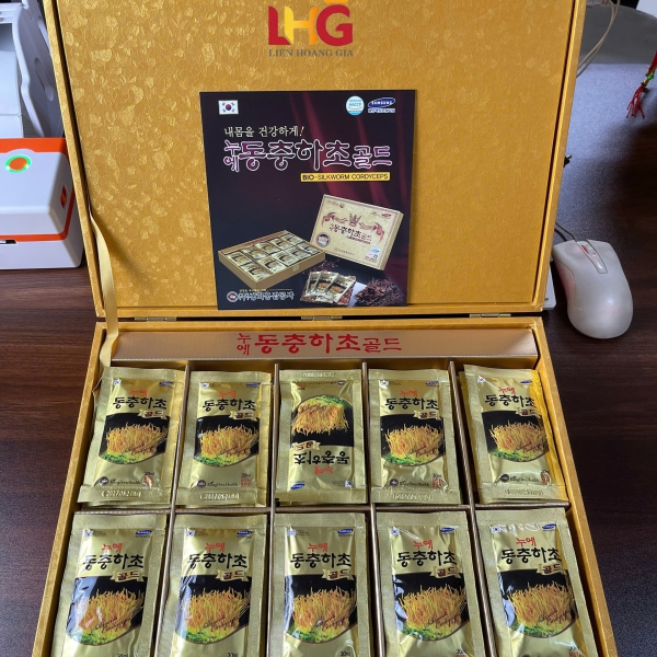 Nước Đông Trùng Hạ Thảo Hàn Quốc Hộp Gỗ Vàng 60 Gói – Chính Hãng, Giá Tốt