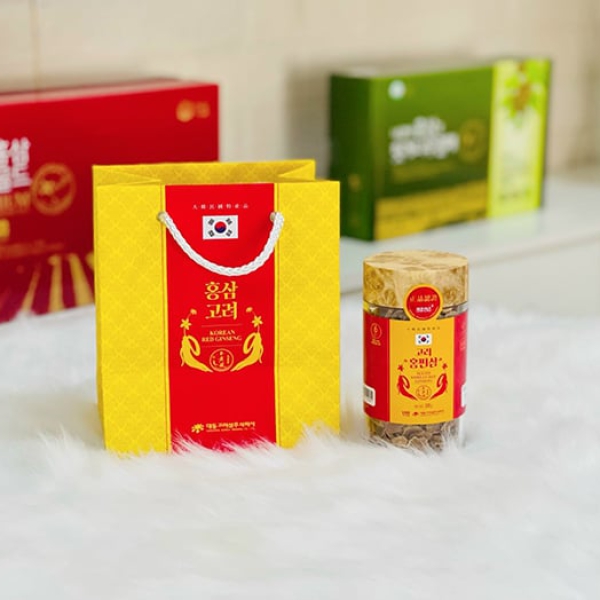 Hồng Sâm Lát Khô Lọ 200g – DAEDONG - Nhân sâm 6 năm tuổi thái lát sẵn, tăng cường sinh lực, thanh lọc cơ thể và cải thiện giấc ngủ.