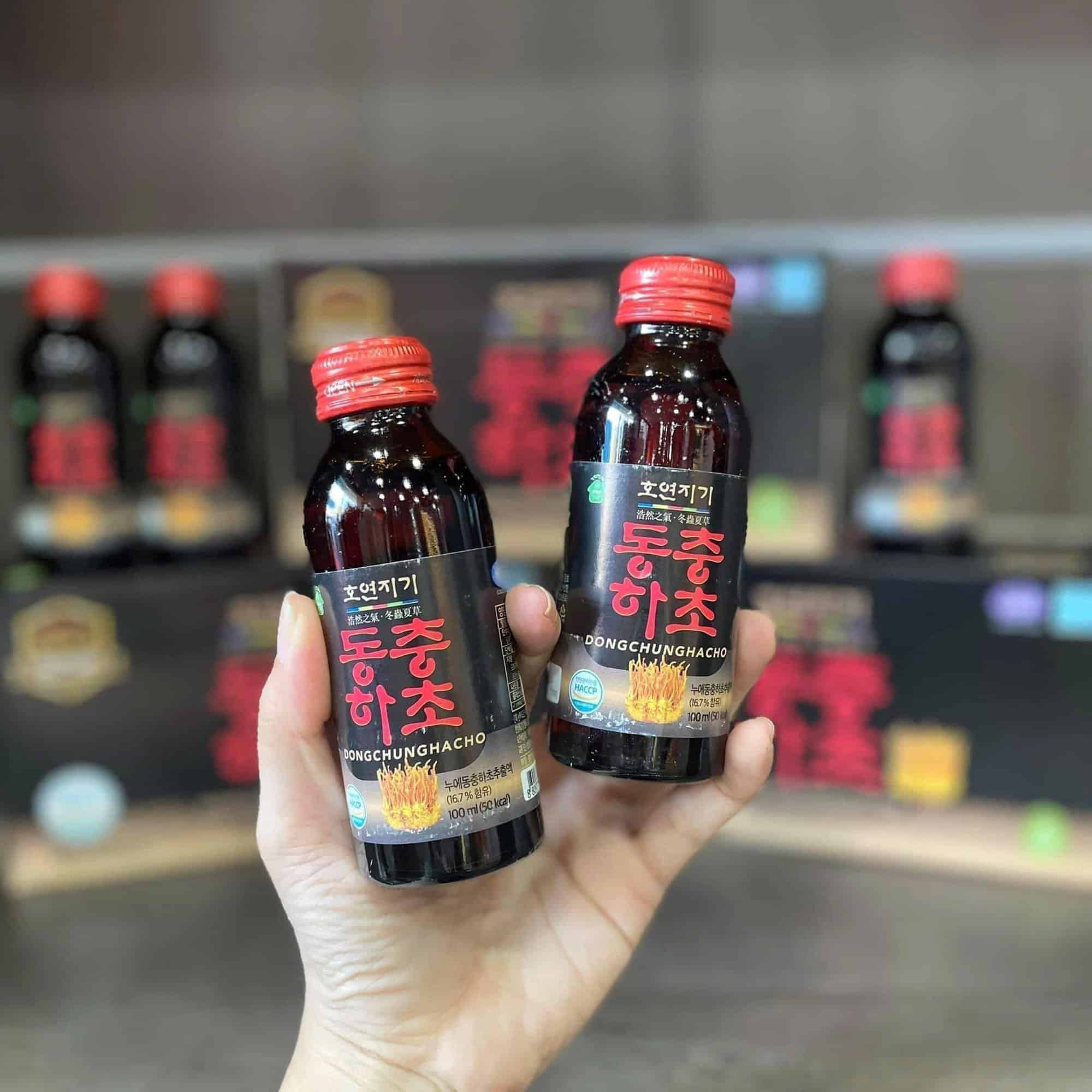 Chai Nước Đông Trùng Hạ Thảo DongA chi tiết