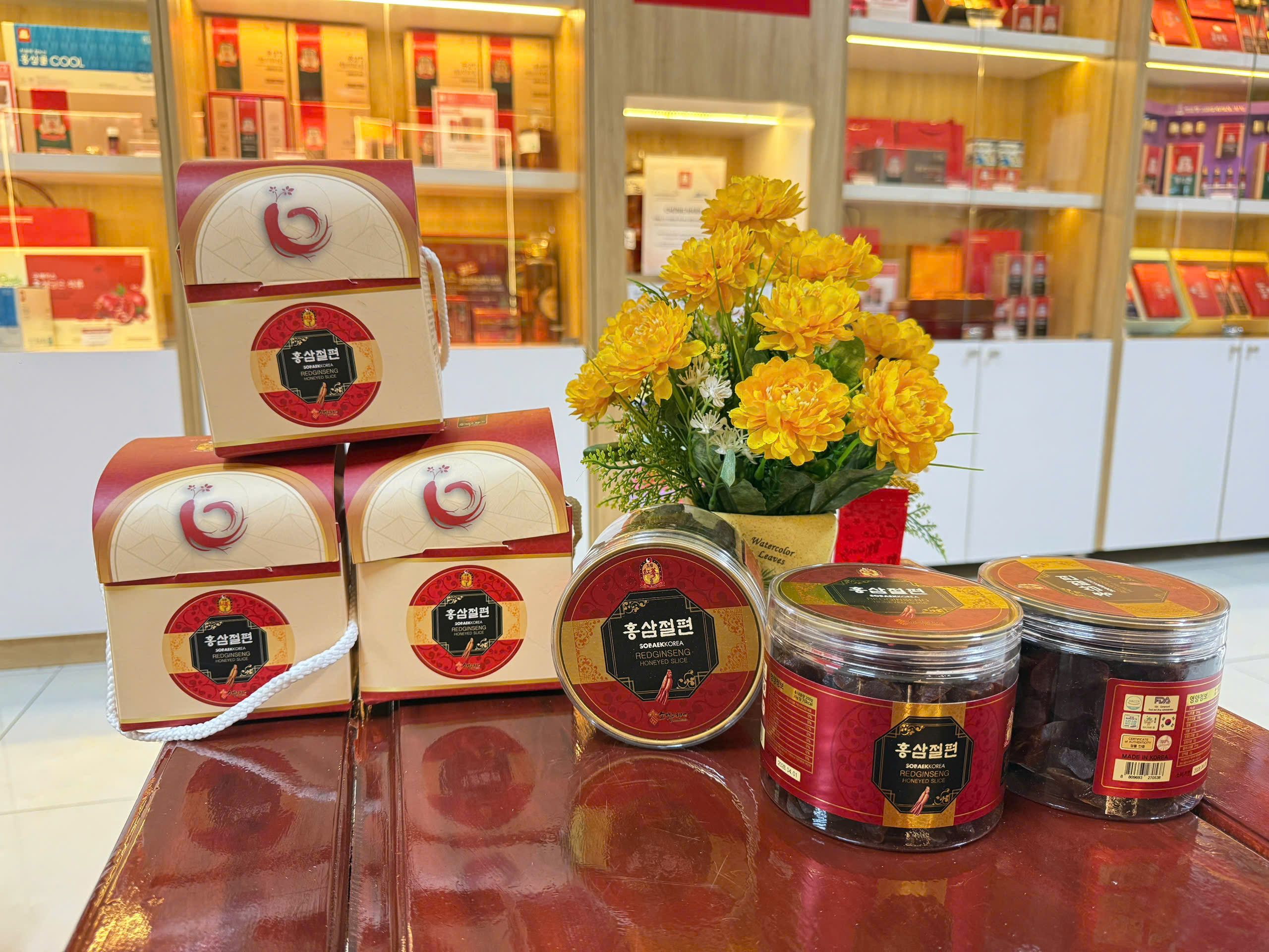 Chi tiết thành phần sâm lát và mật ong nguyên chất Sobaek