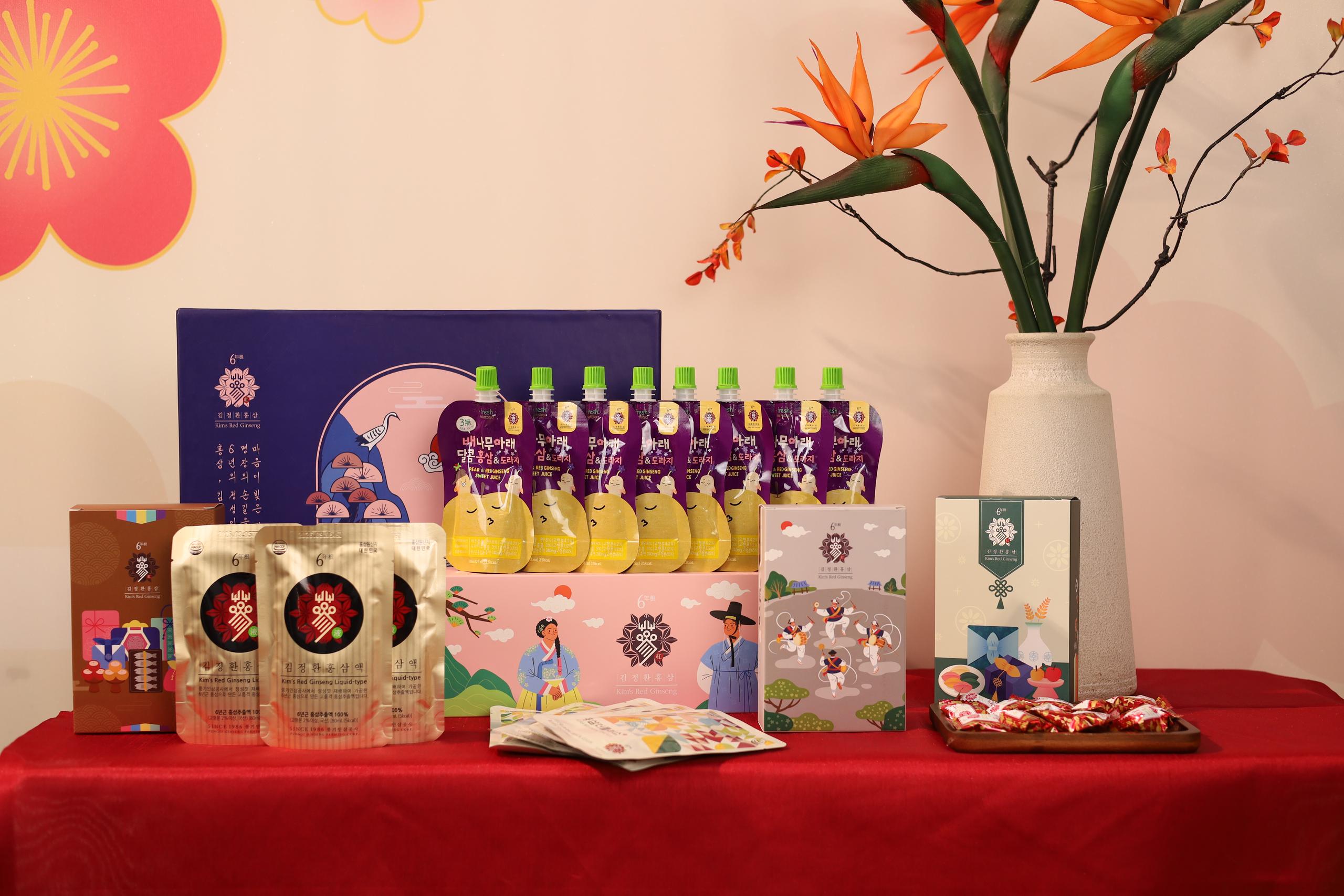 Chi tiết 4 sản phẩm sức khỏe trong Hộp Quà Tặng Gia Bảo Tinh Hoa