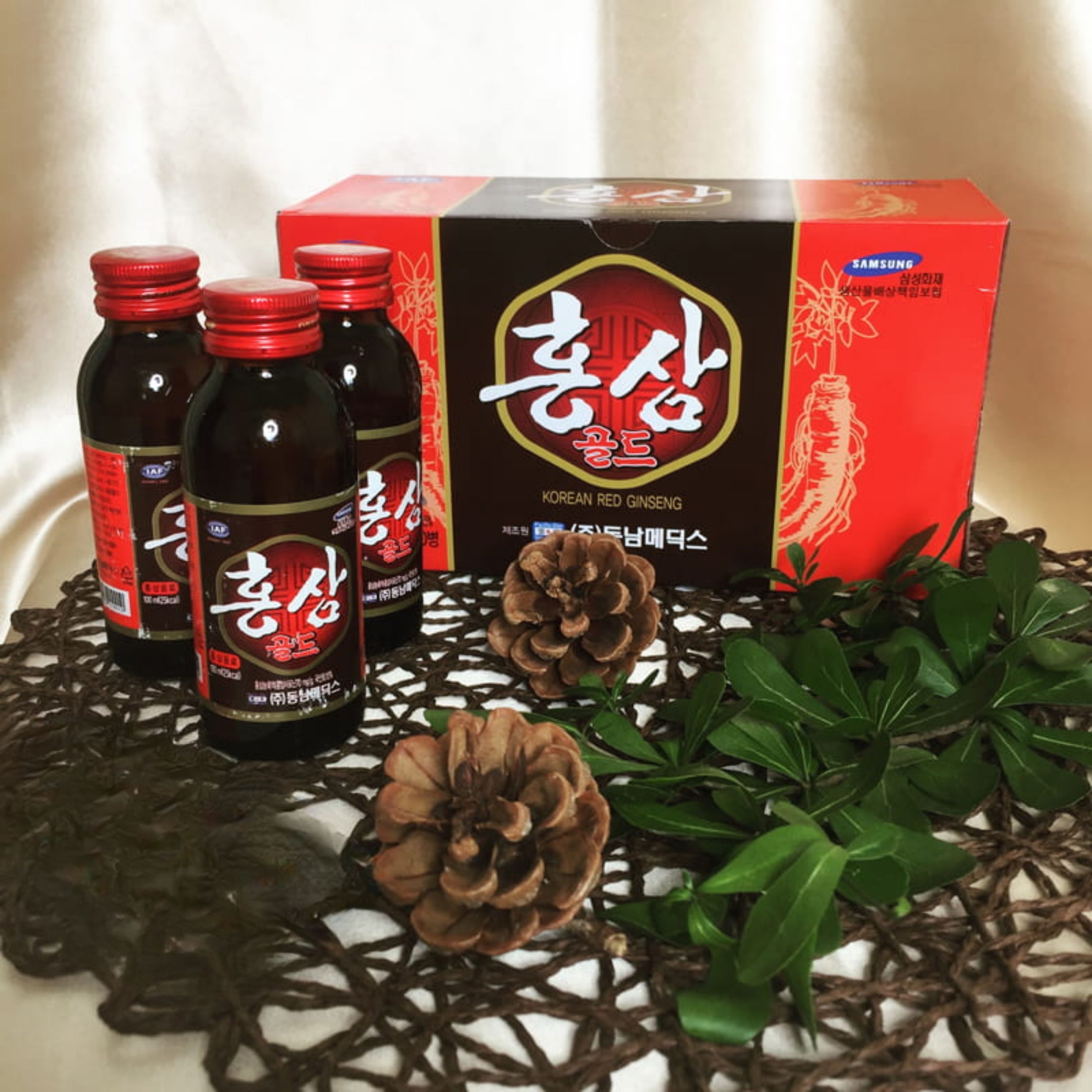 Hộp Nước Hồng Sâm Chai IAF Hàn Quốc 100ml x 10 chai chính hãng.