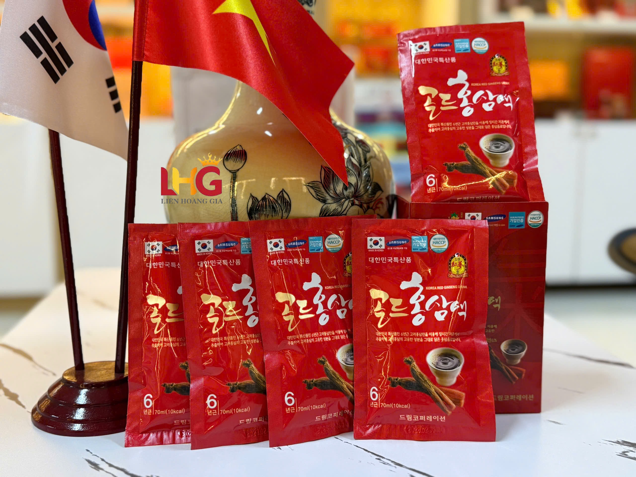 Quy cách đóng gói sang trọng của Nước Hồng Sâm Chén Dream.