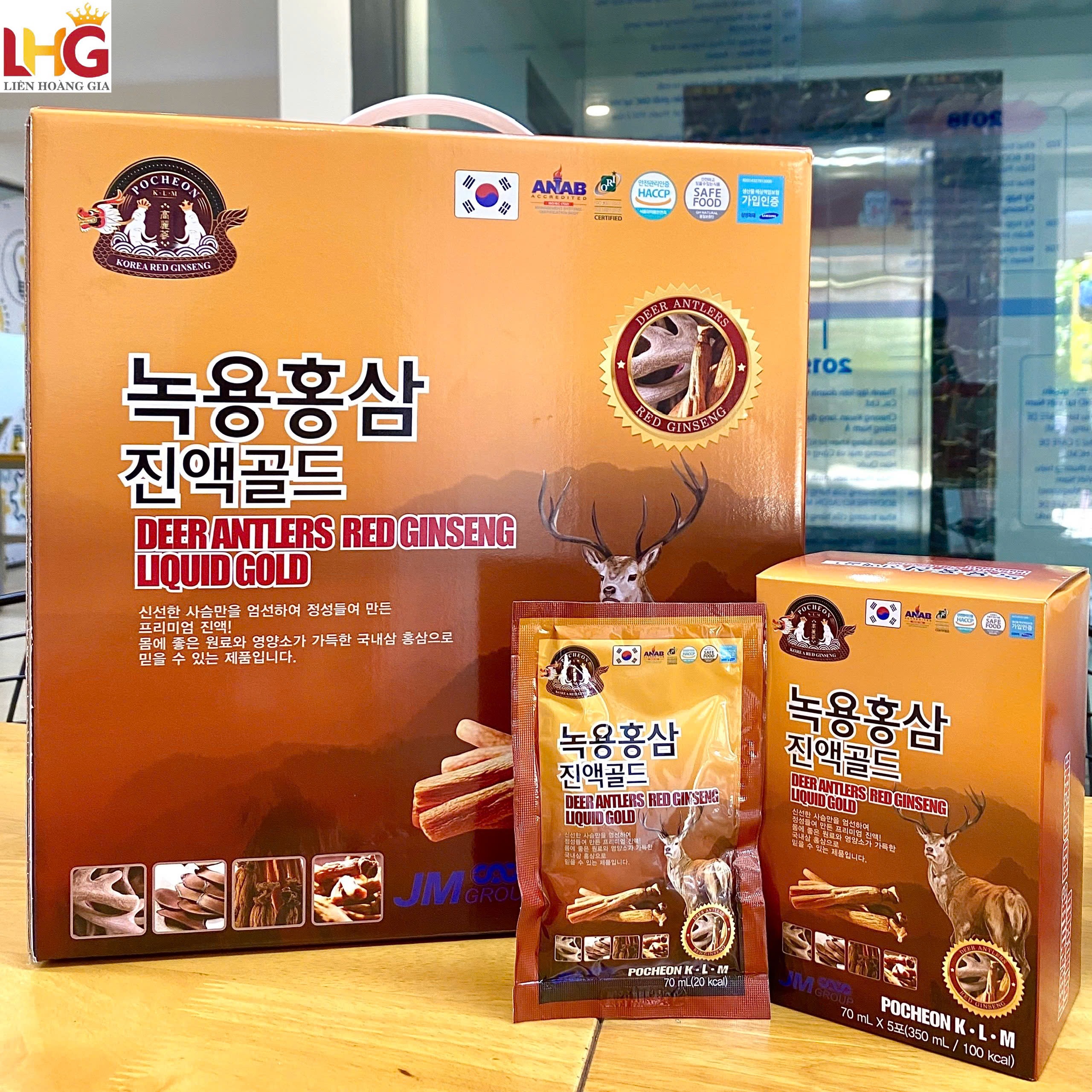 Nước Hồng Sâm Nhung Hươu Gold Pocheon hộp 30 gói x 70ml chính hãng