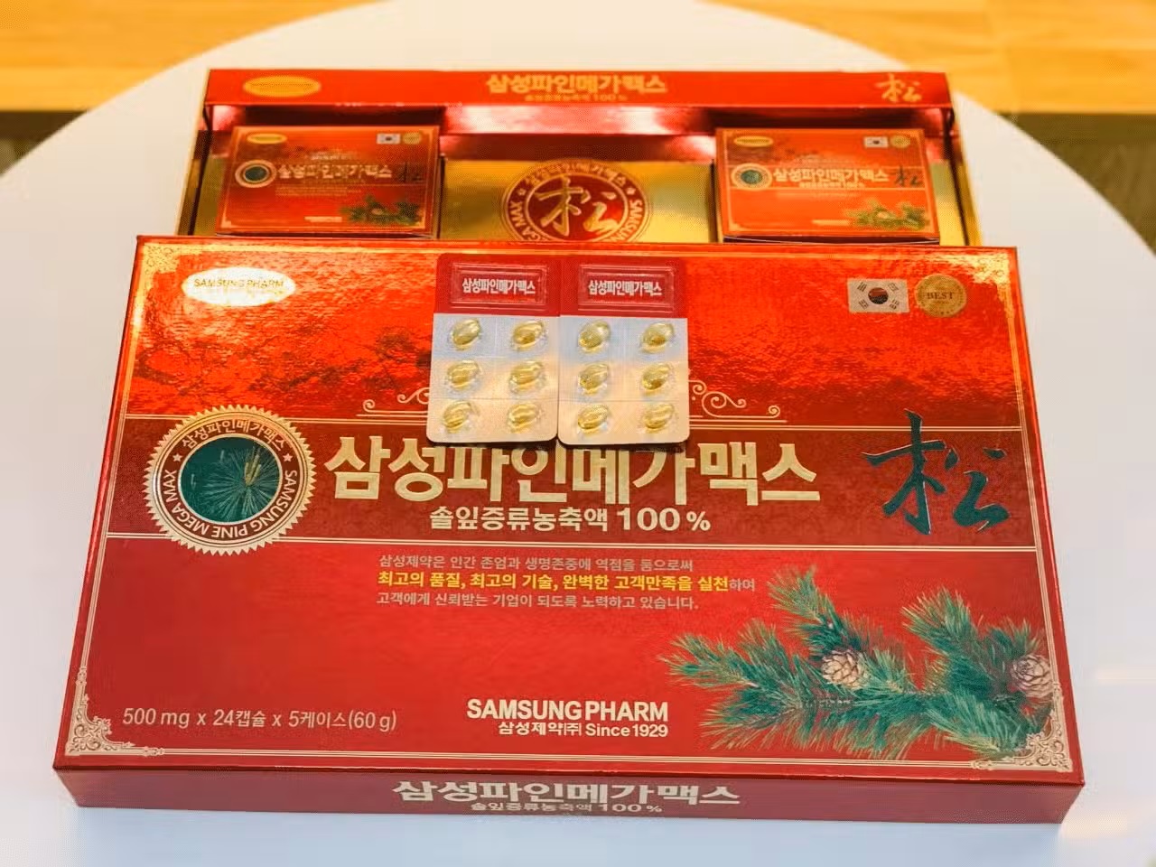 Thành phần tinh chất lá thông cô đặc chiếm 80% trong Pine Mega Max