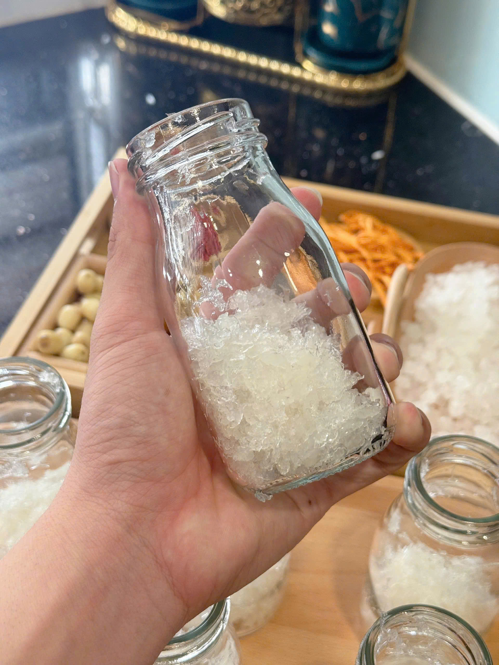 Yến hũ chưng cao cấp làm quà tặng sức khỏe