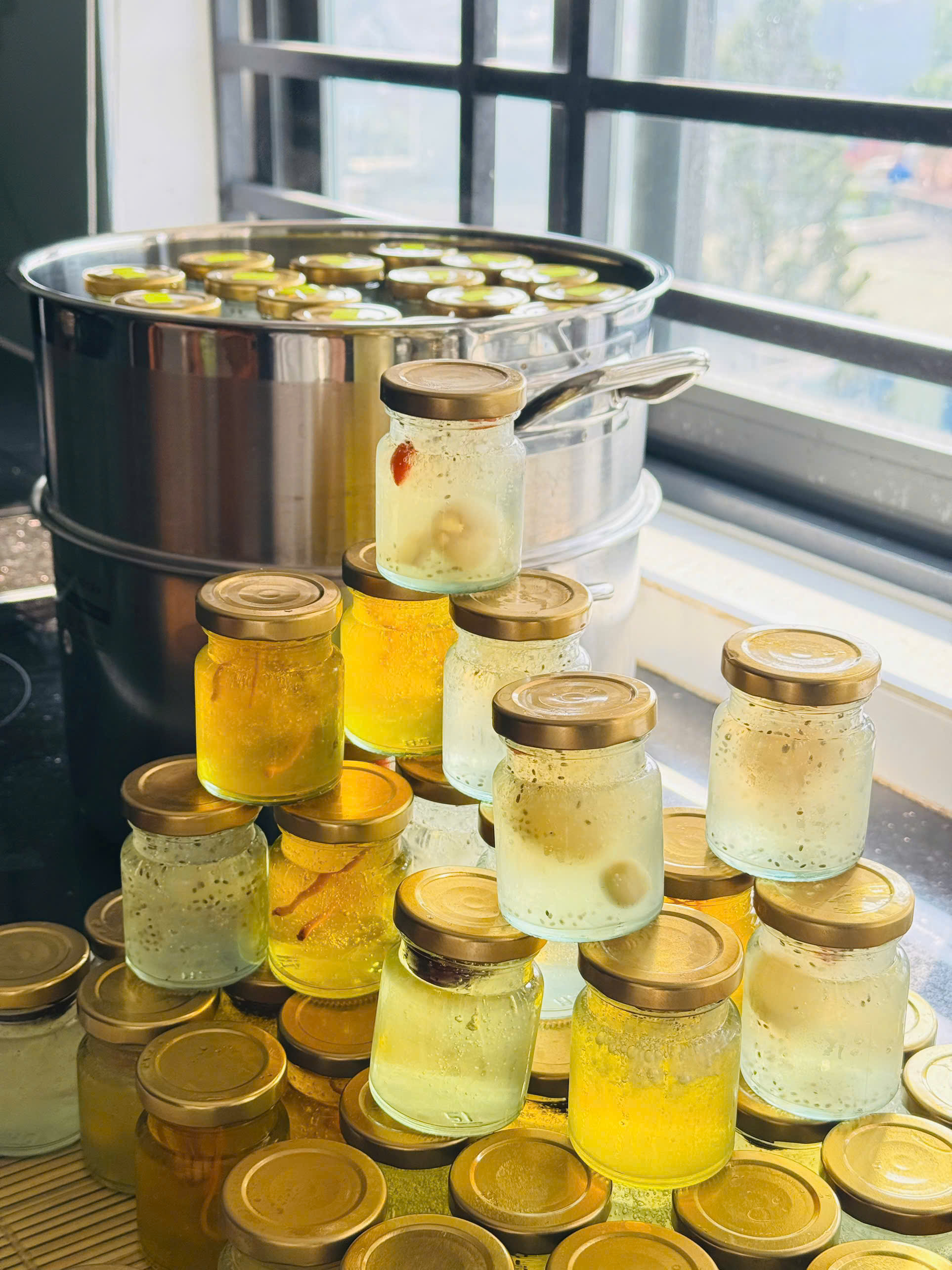 Yến hũ chưng thủ công 100% yến thật