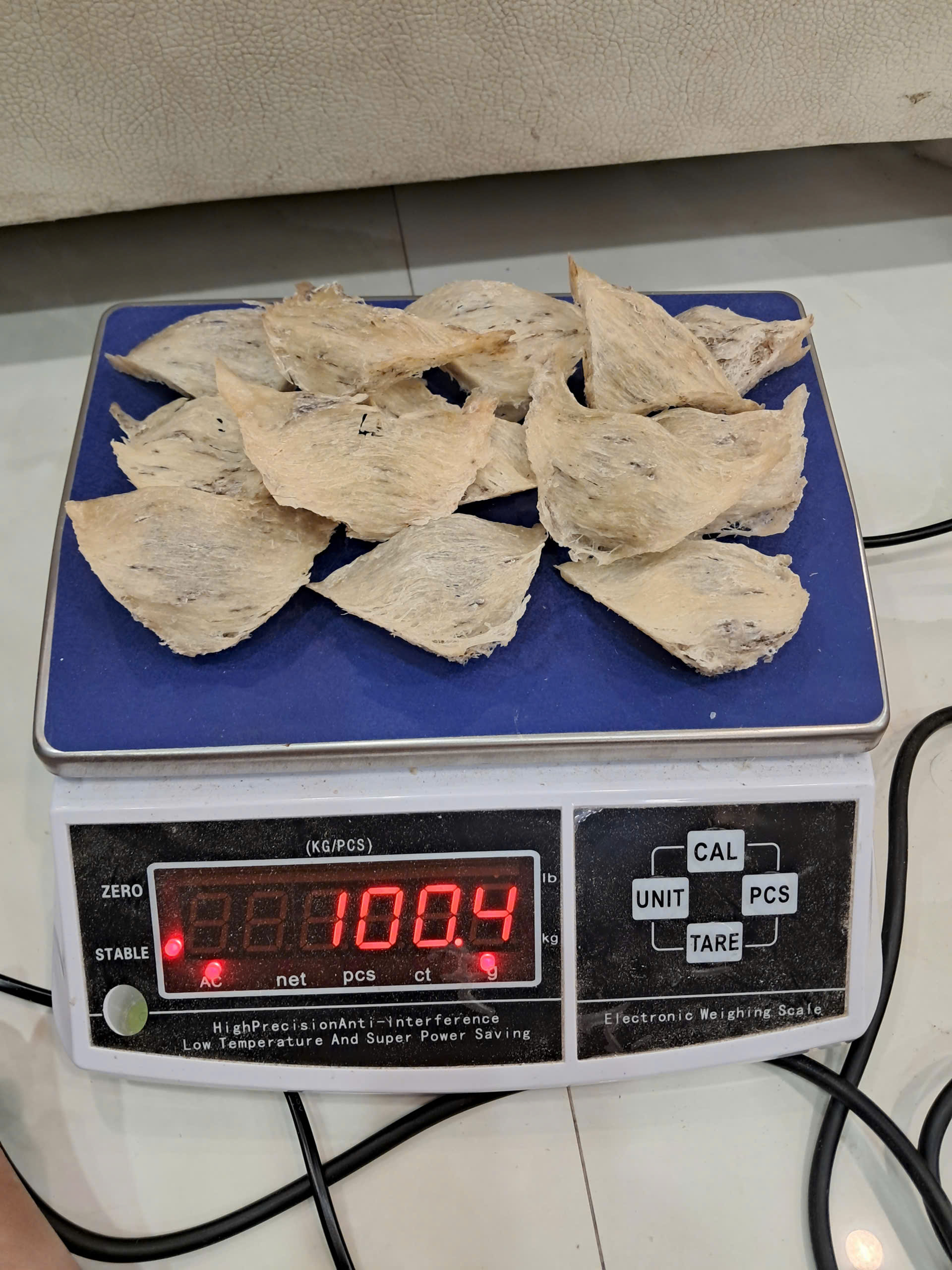 Hộp yến thô nguyên tổ góc đẹp Nha Trang cao cấp