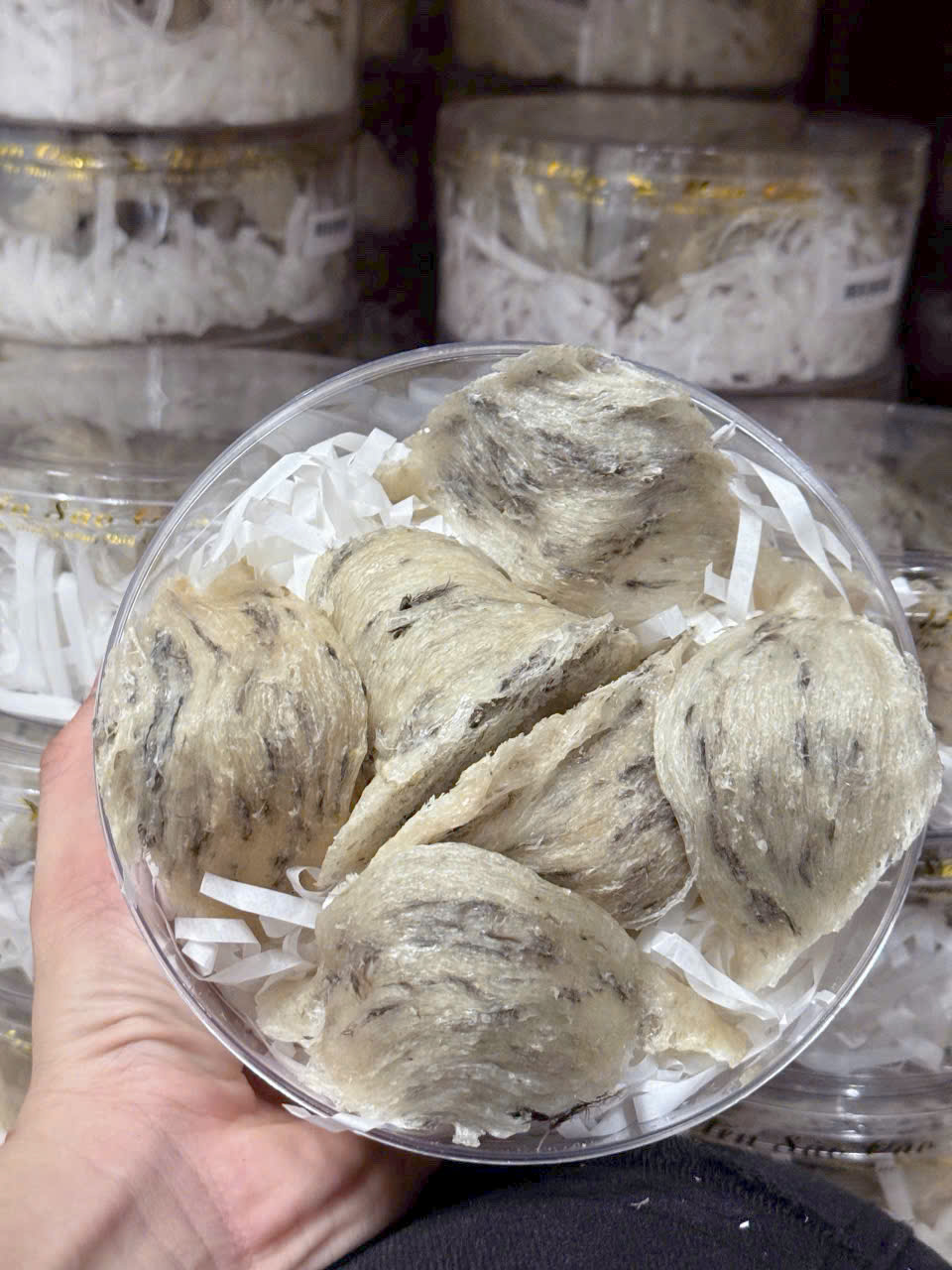 Tổ yến thô chưa sơ chế